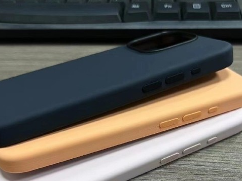 澜沧苹果14维修站分享iPhone14手机壳能直接给iPhone15用吗?